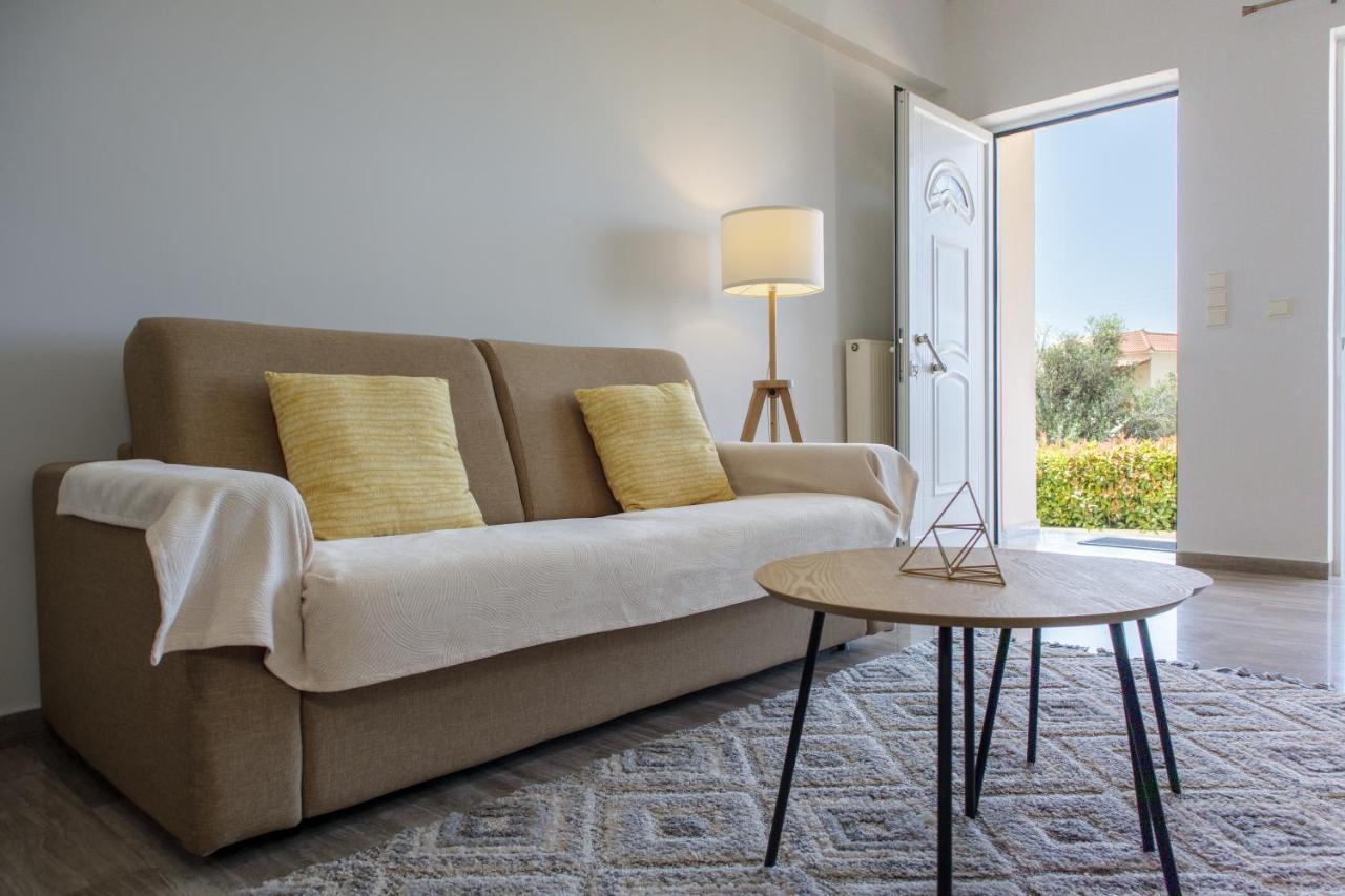 Almyros Aktis Seaview Apartment Каламата Экстерьер фото