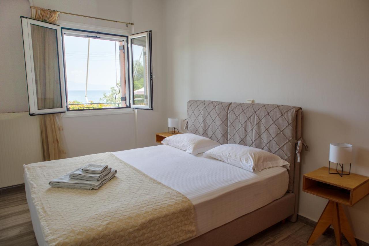 Almyros Aktis Seaview Apartment Каламата Экстерьер фото