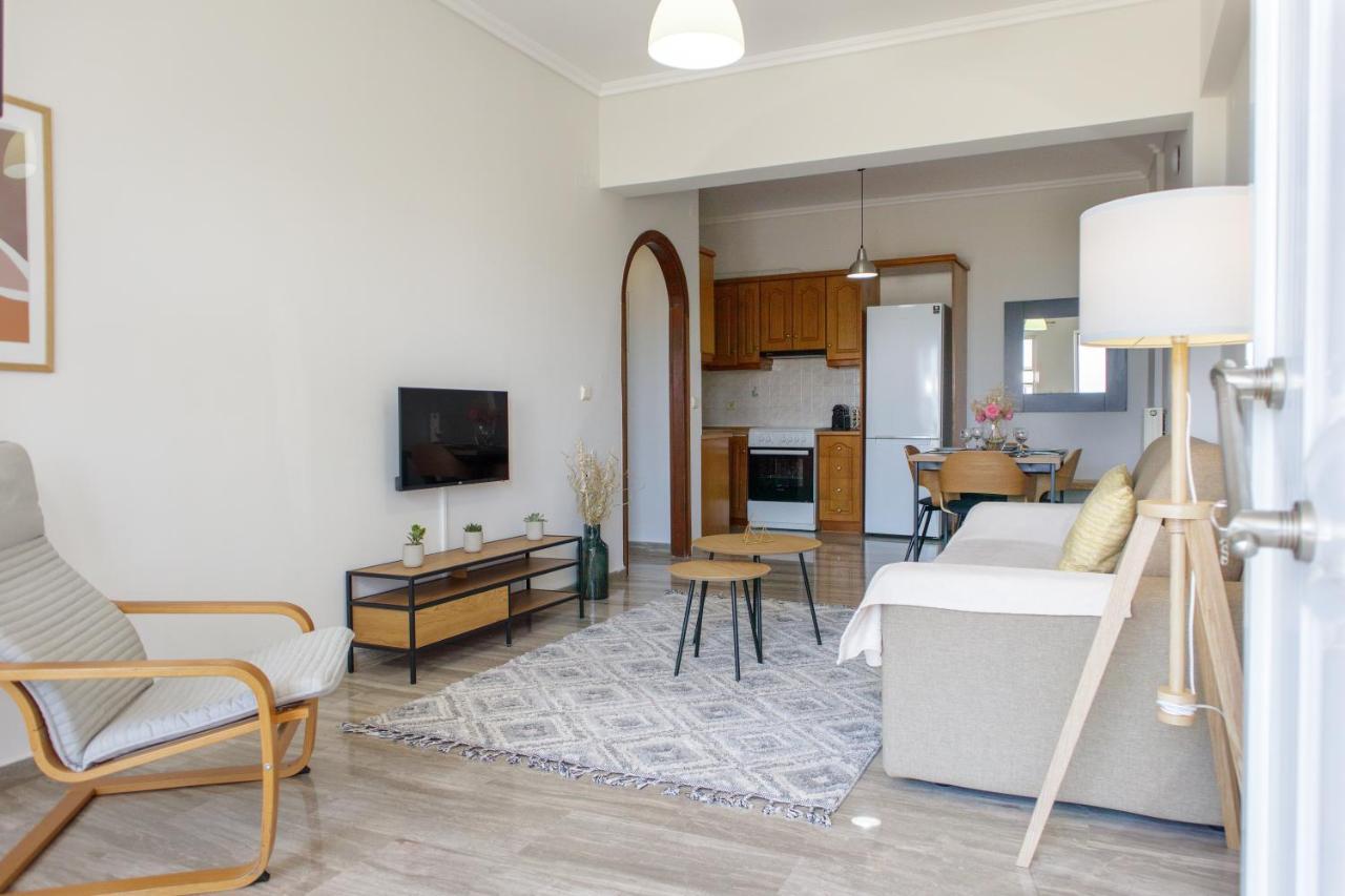 Almyros Aktis Seaview Apartment Каламата Экстерьер фото