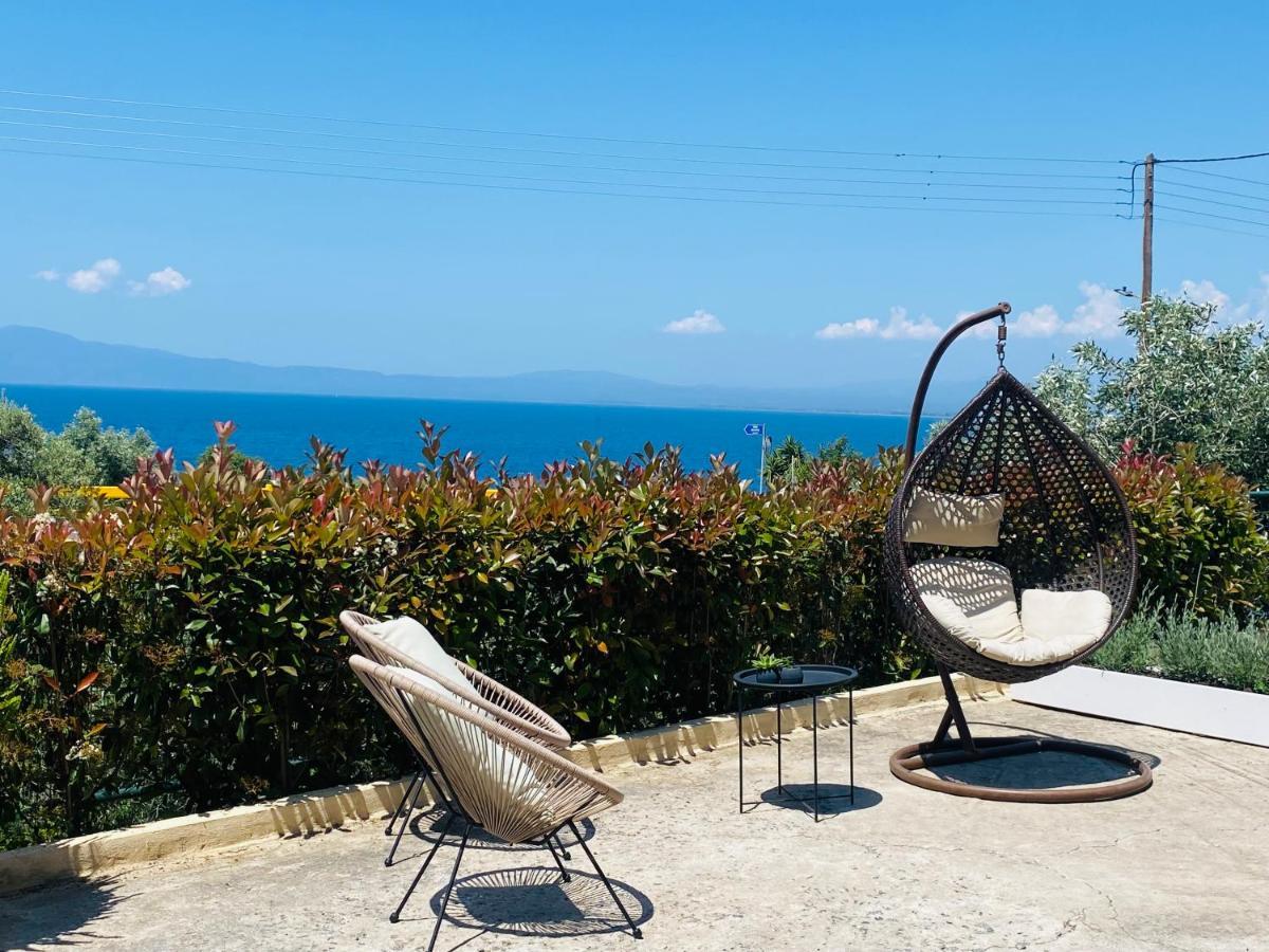 Almyros Aktis Seaview Apartment Каламата Экстерьер фото